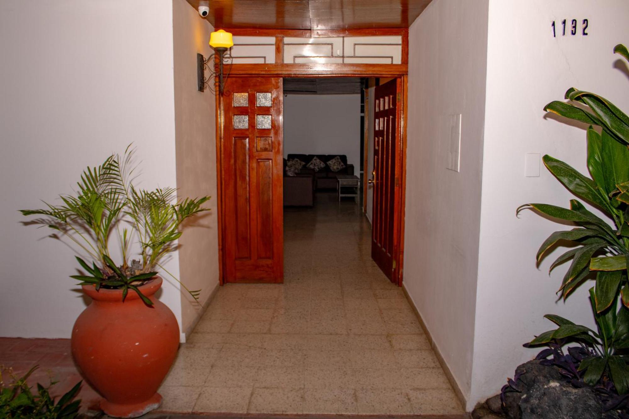 Volcano Hostal Y Restaurante San Salvador Bagian luar foto